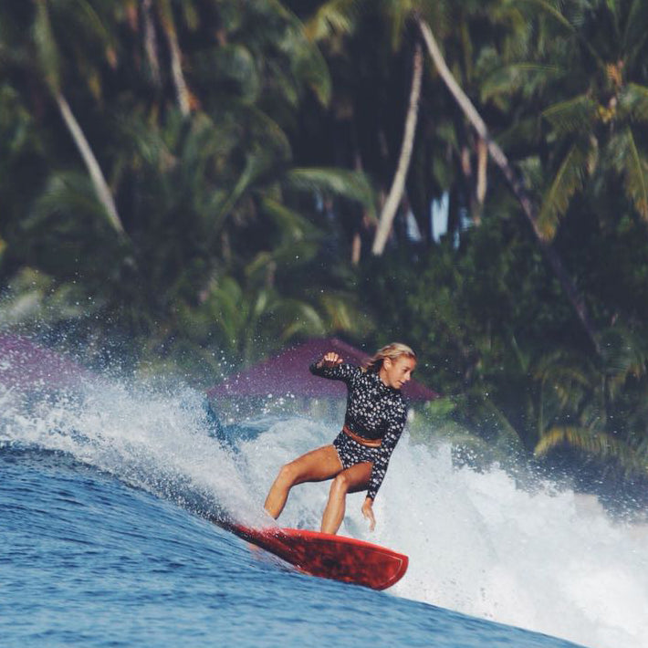 AMBER IN INDO